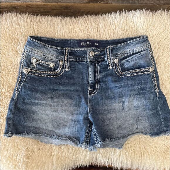 Miss Me Women's Blue Denim Shorts M5014H faux flap pockets sz 29 - Picture 2 of 7
